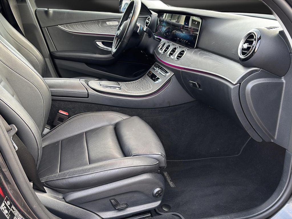 Mercedes-Benz E 300 2021