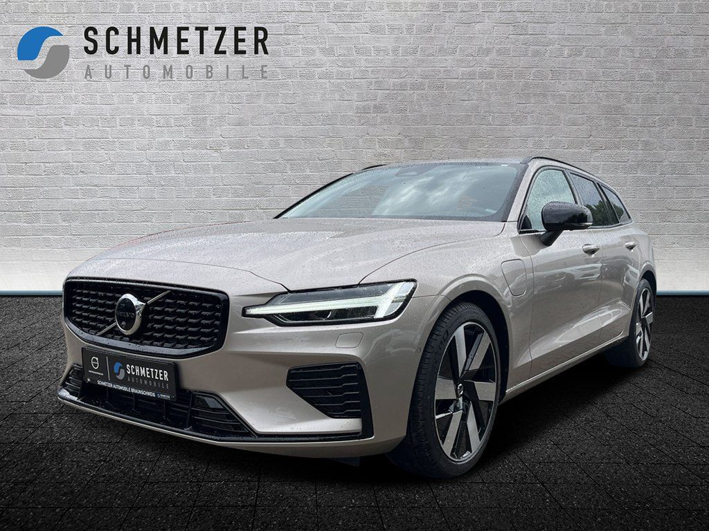 Volvo V60 2025