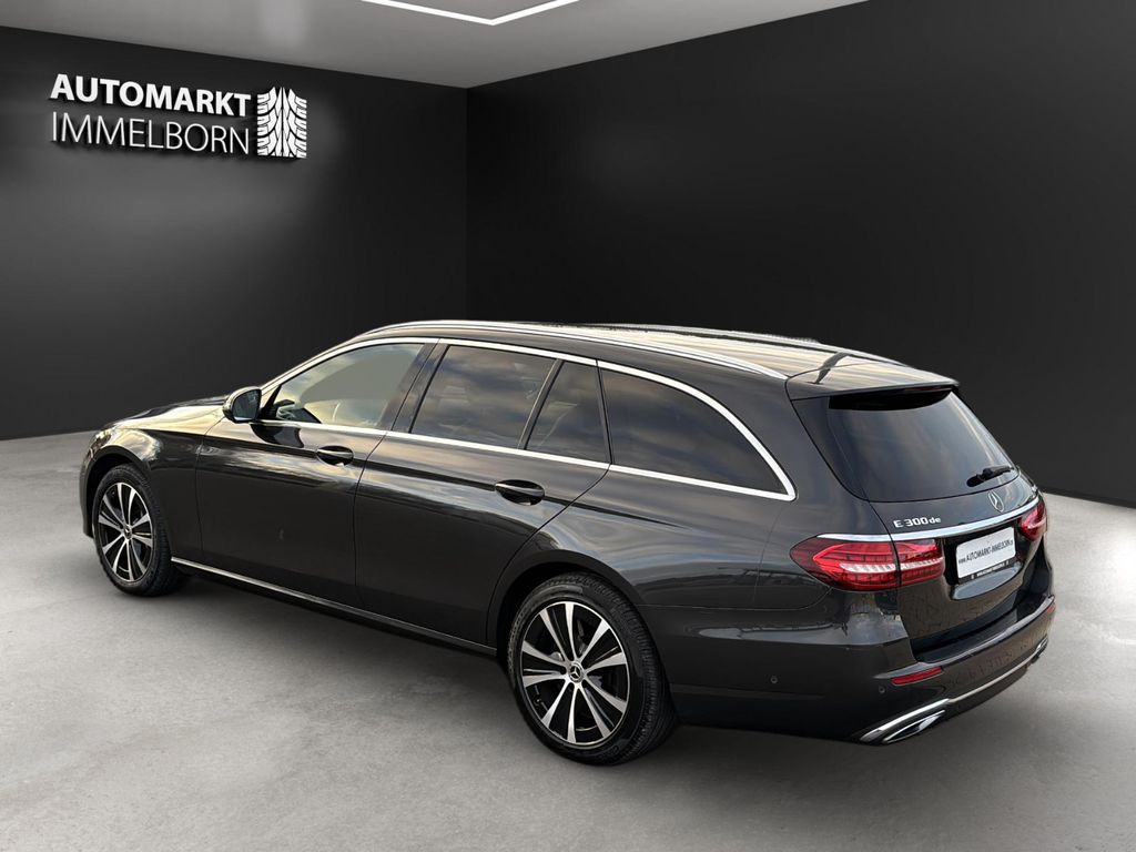 Mercedes-Benz E 300 2021