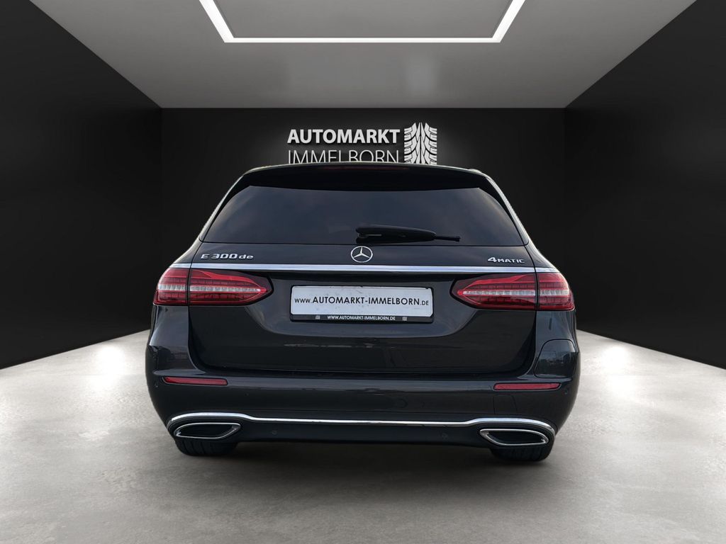 Mercedes-Benz E 300 2021