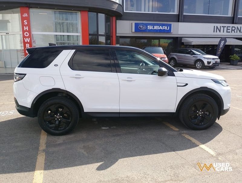 Land Rover Discovery Sport 2021