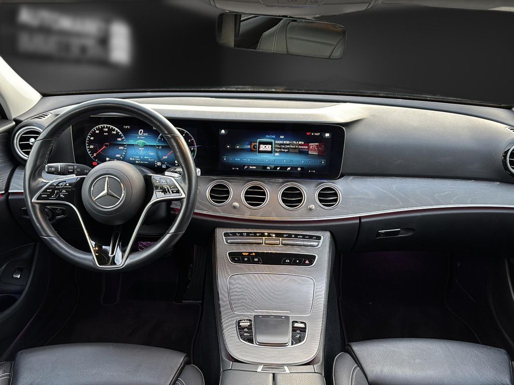 Mercedes-Benz E 300 2021