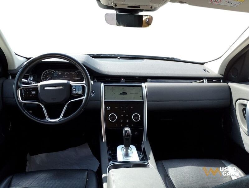 Land Rover Discovery Sport 2021