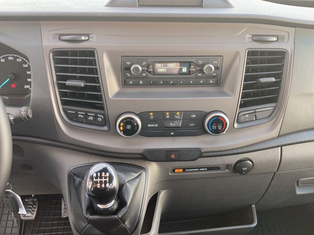 Ford Transit 2024