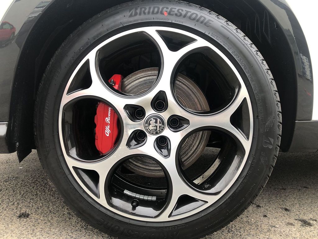 Alfa Romeo Tonale 2024