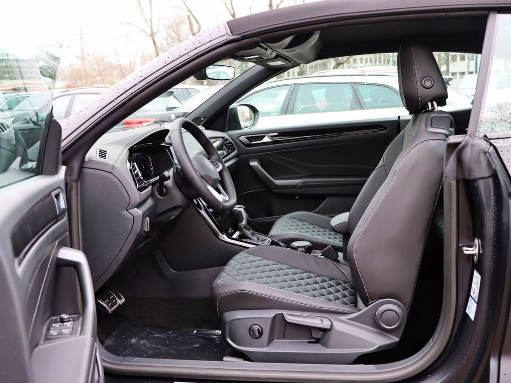 Volkswagen T-Roc 2025