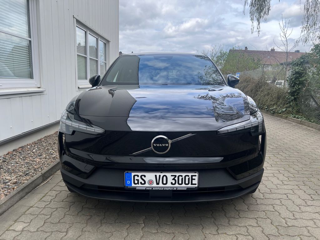 Volvo EX30 2025