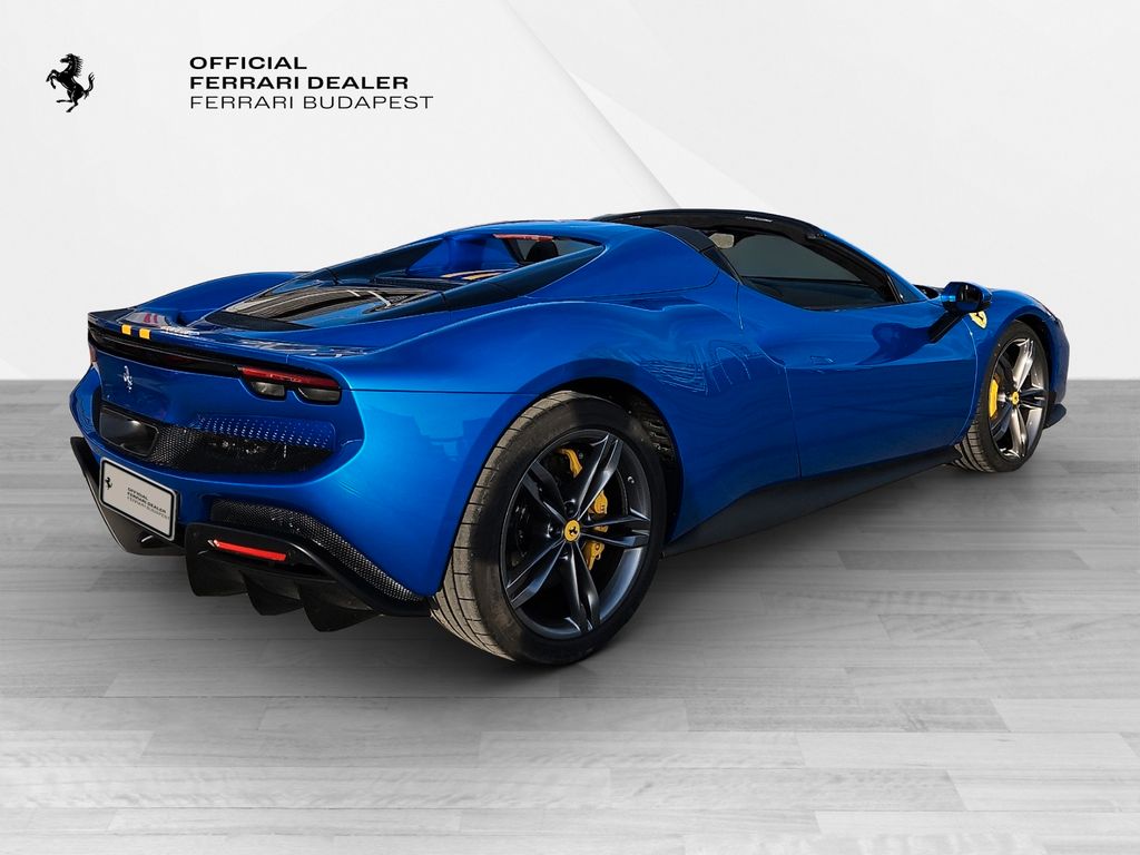 Ferrari 296 GTS 2024