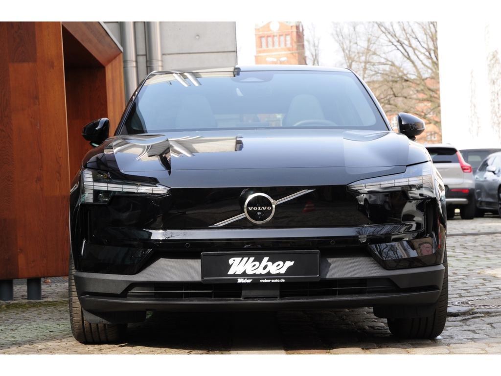 Volvo EX30 2024