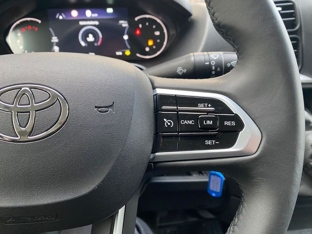 Toyota Proace Max 2025