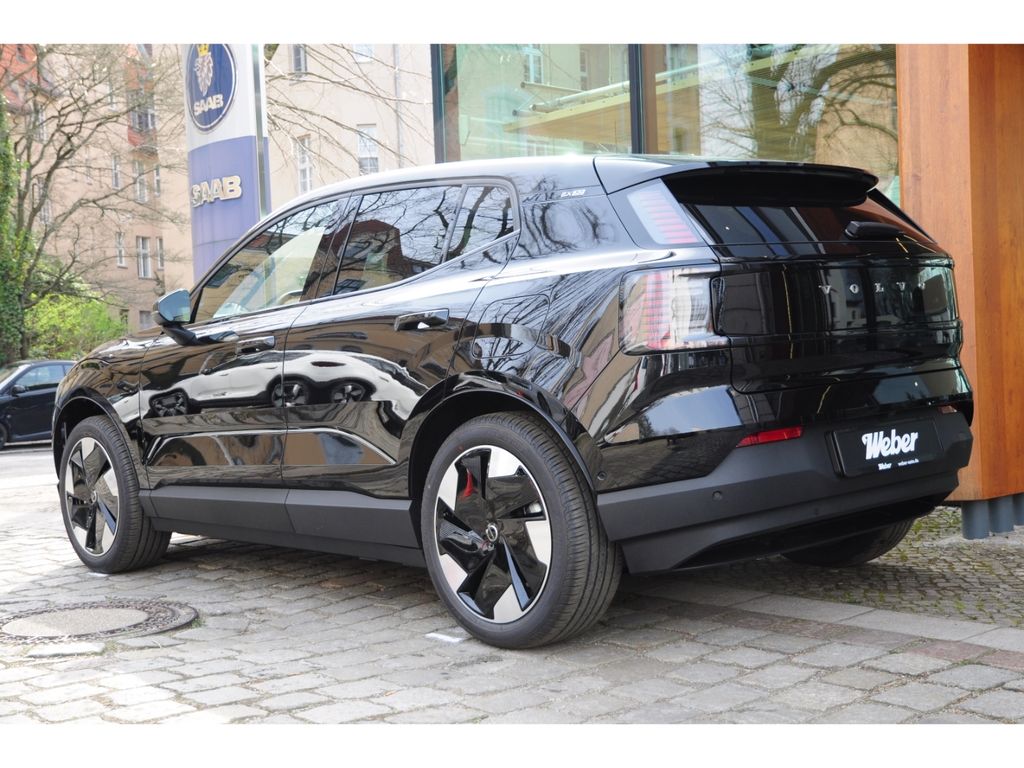 Volvo EX30 2024