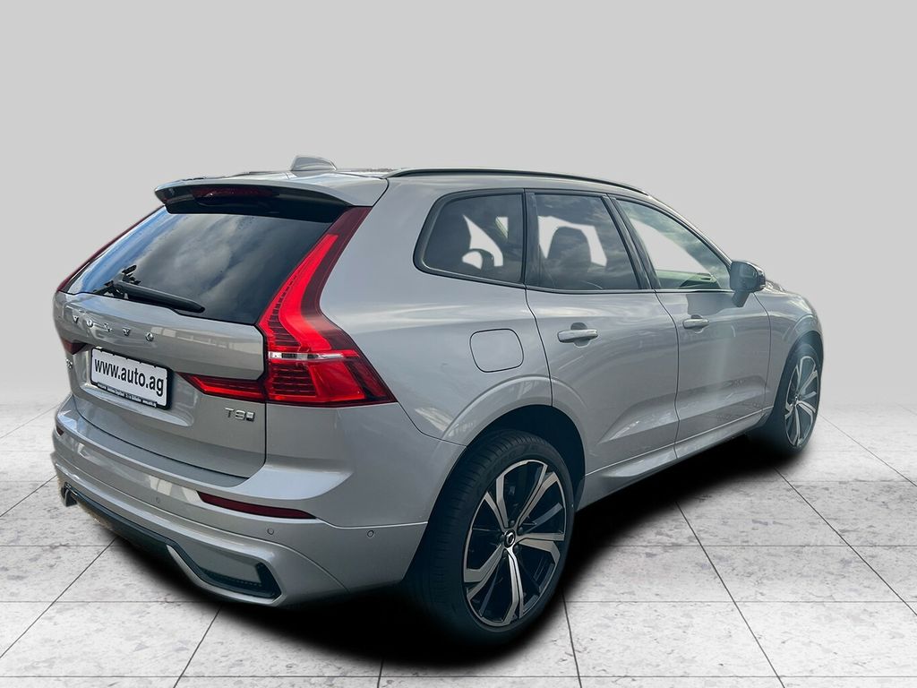 Volvo XC60 2025