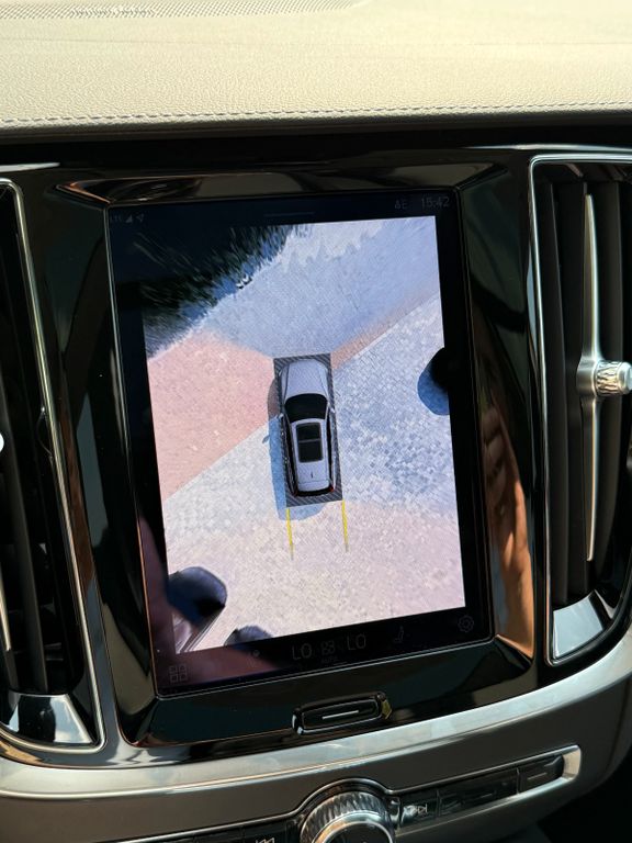 Volvo V60 2024