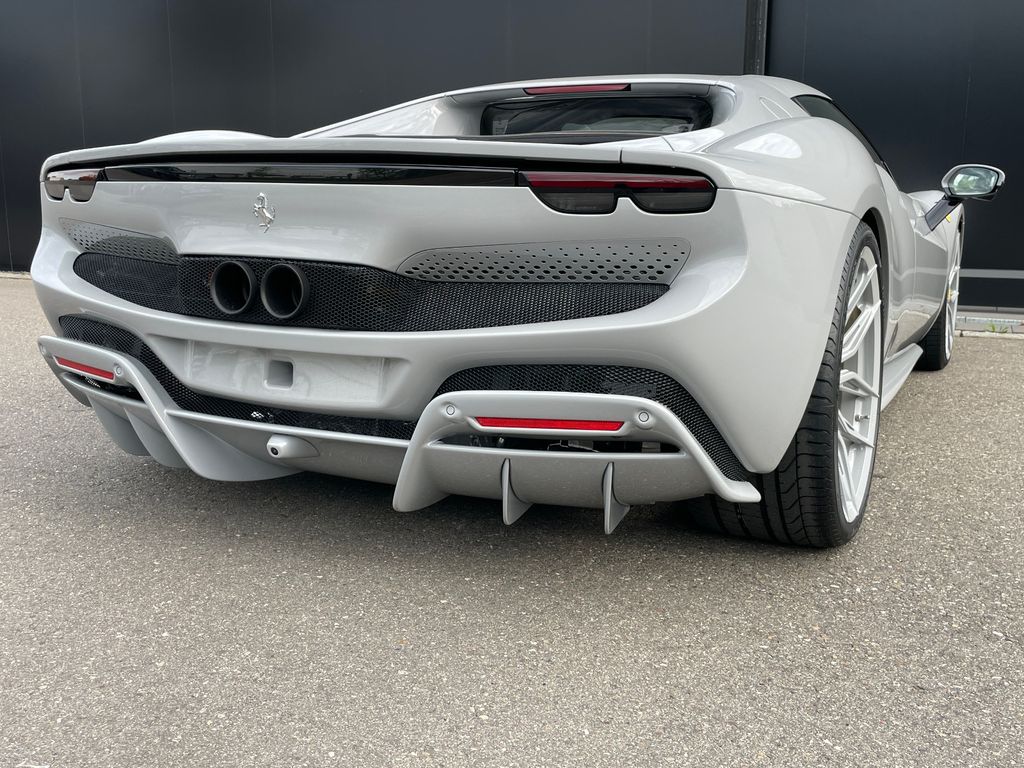 Ferrari 296 GTB 2023