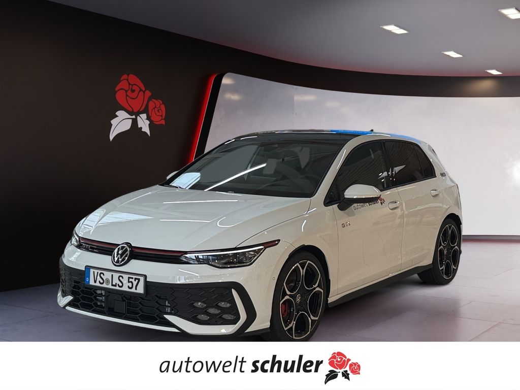 Volkswagen Golf 2025