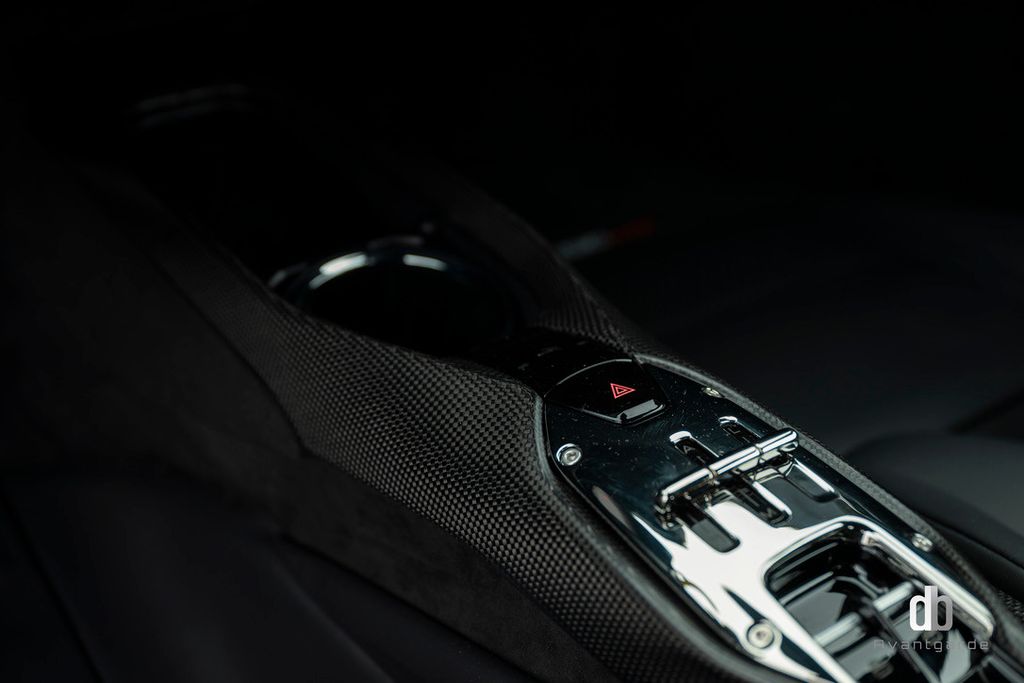 Ferrari 296 GTB 2023