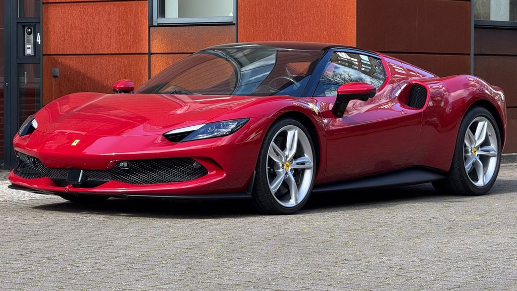 Ferrari 296 GTB 2025