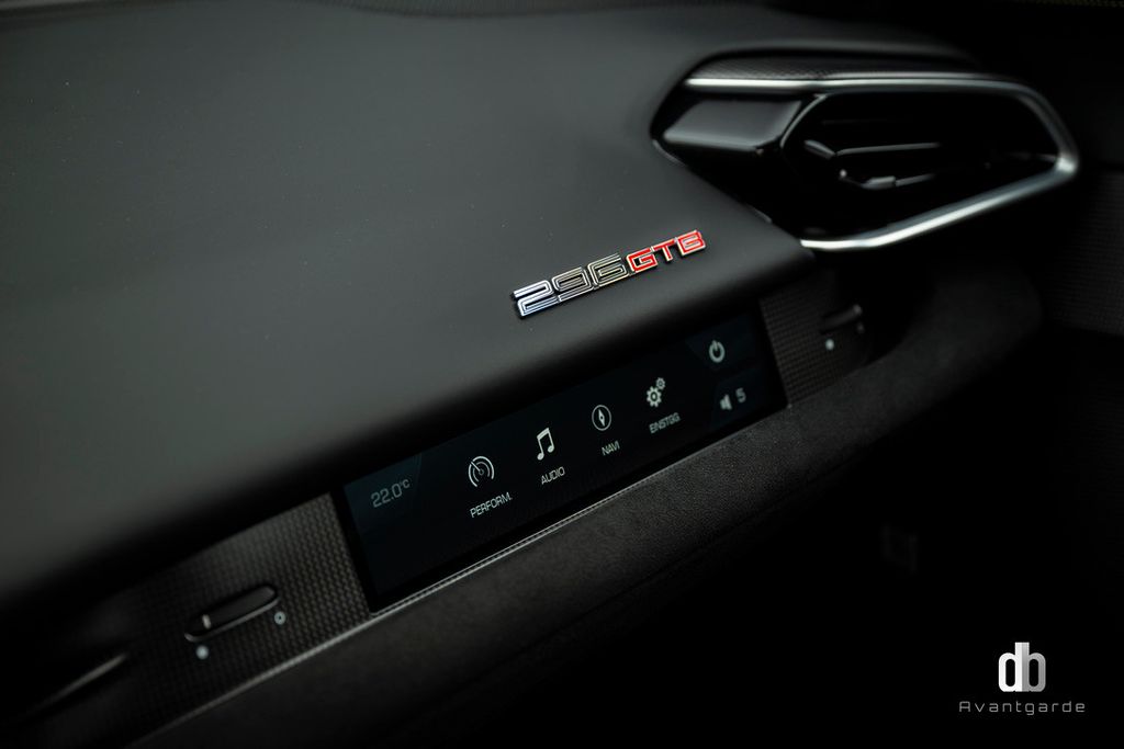 Ferrari 296 GTB 2023