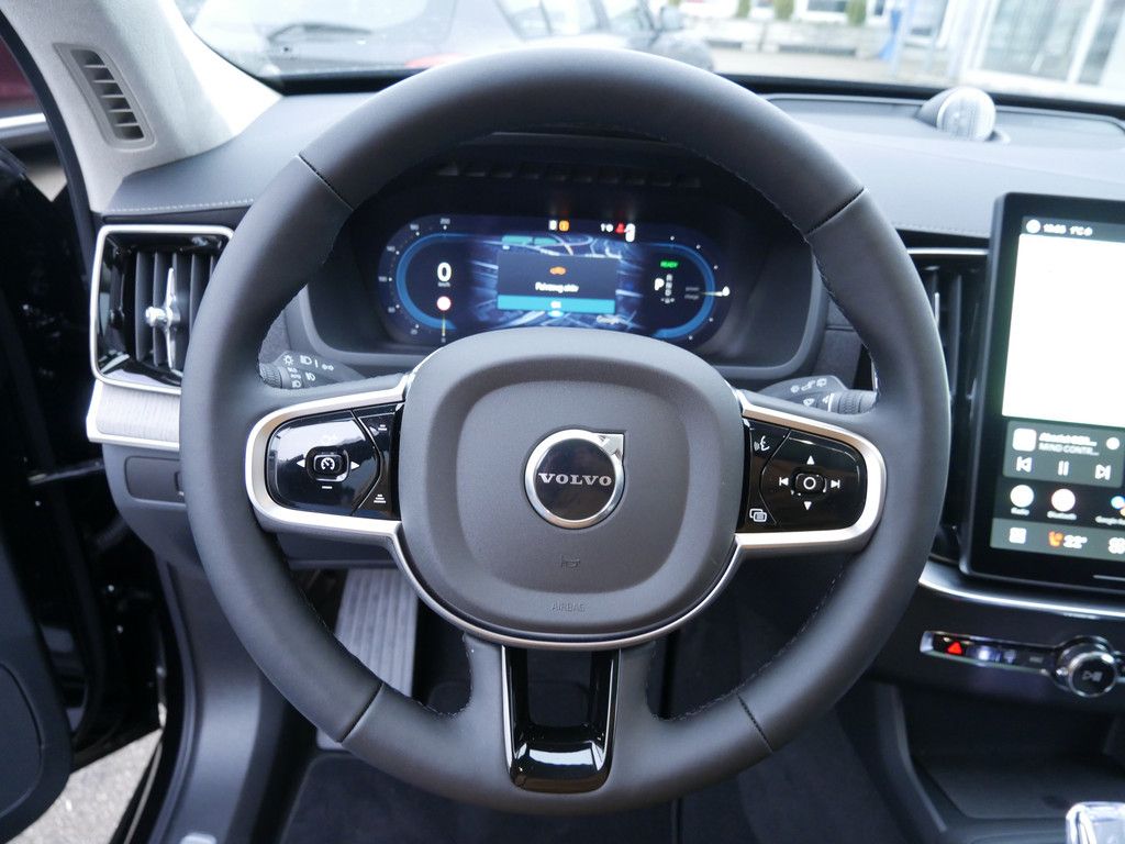 Volvo XC90 2025