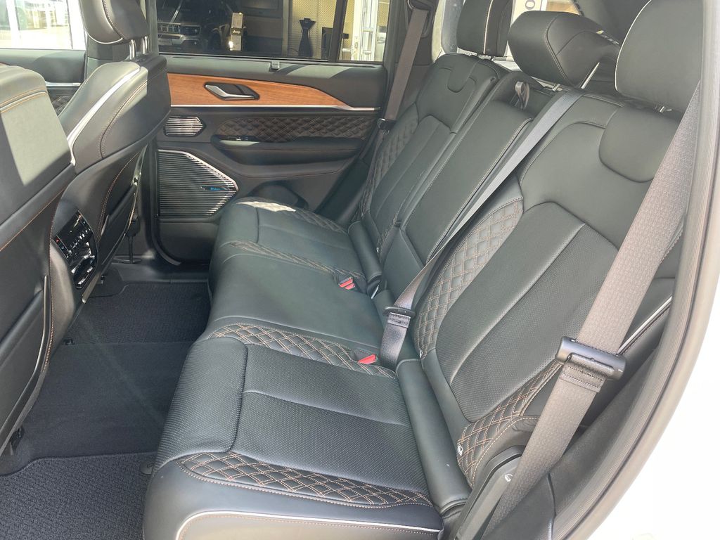 Jeep Grand Cherokee 2023