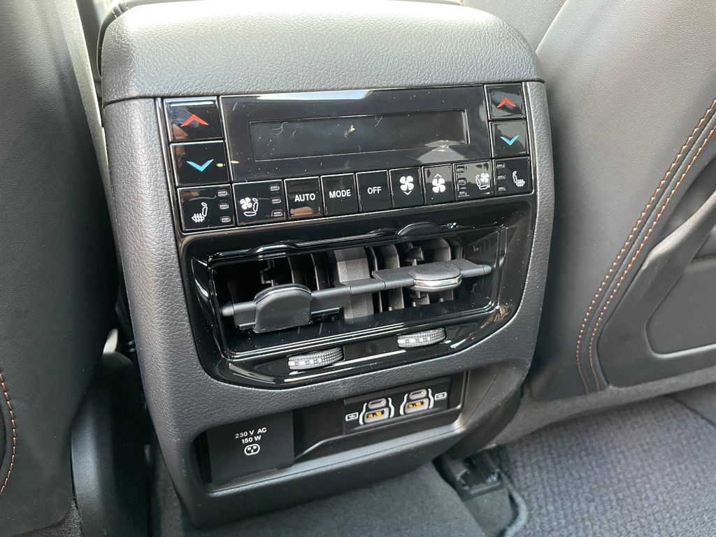 Jeep Grand Cherokee 2023