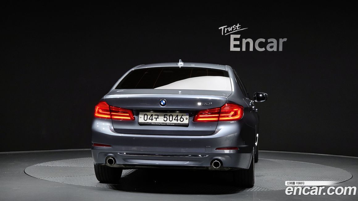 BMW 5-Series 2019