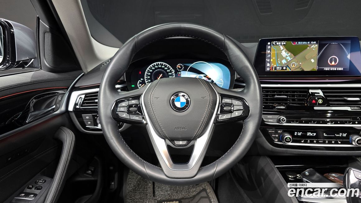 BMW 5-Series 2019