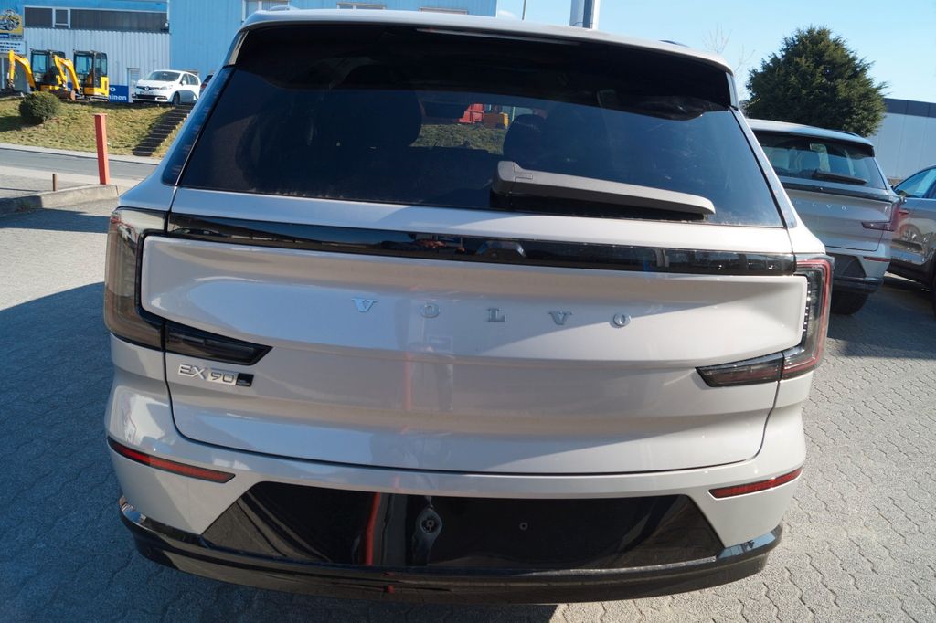 Volvo EX90 2025