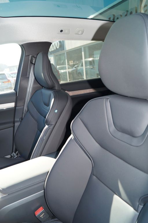 Volvo EX90 2025
