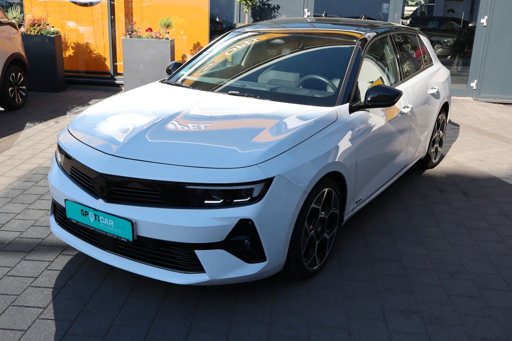 Opel Astra 2022