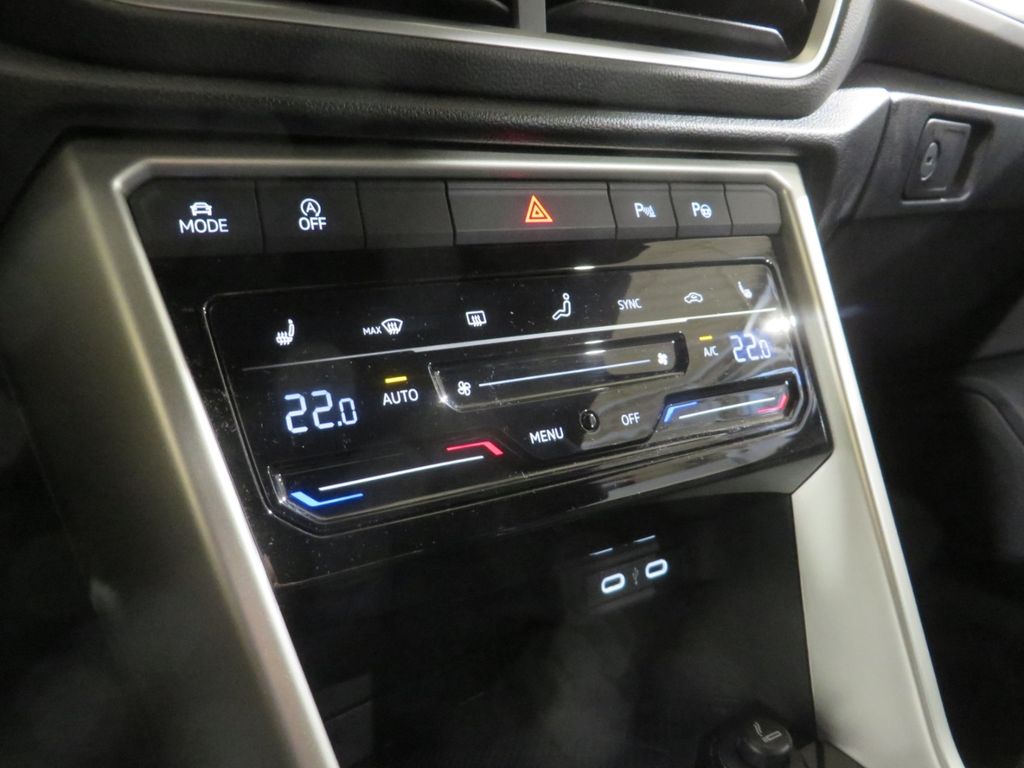 Volkswagen T-Roc 2024