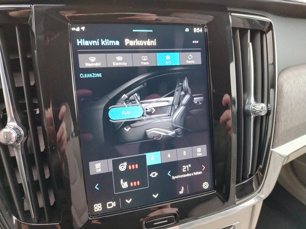 Volvo V90 Cross Country 2023