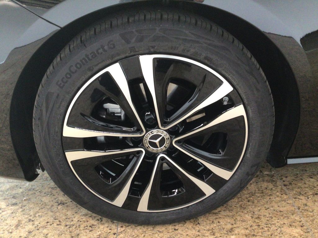 Mercedes-Benz CLA 180 Shooting Brake 2024