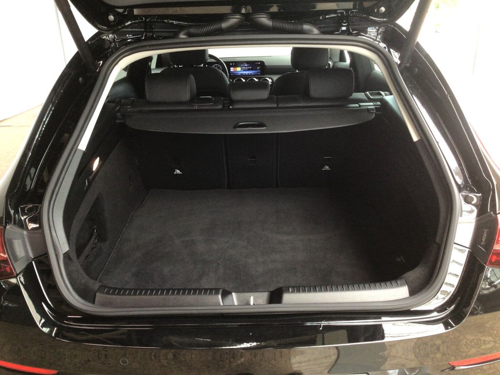 Mercedes-Benz CLA 180 Shooting Brake 2024