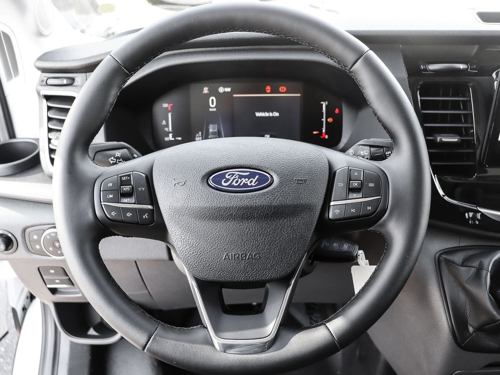 Ford Transit 2025