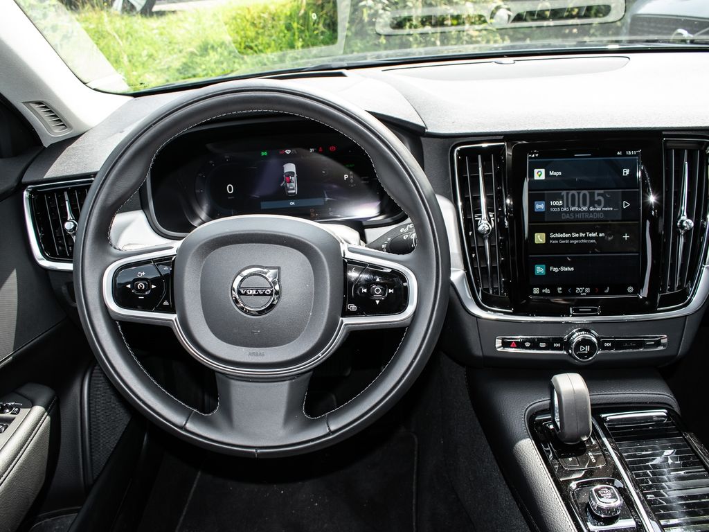 Volvo V90 2021