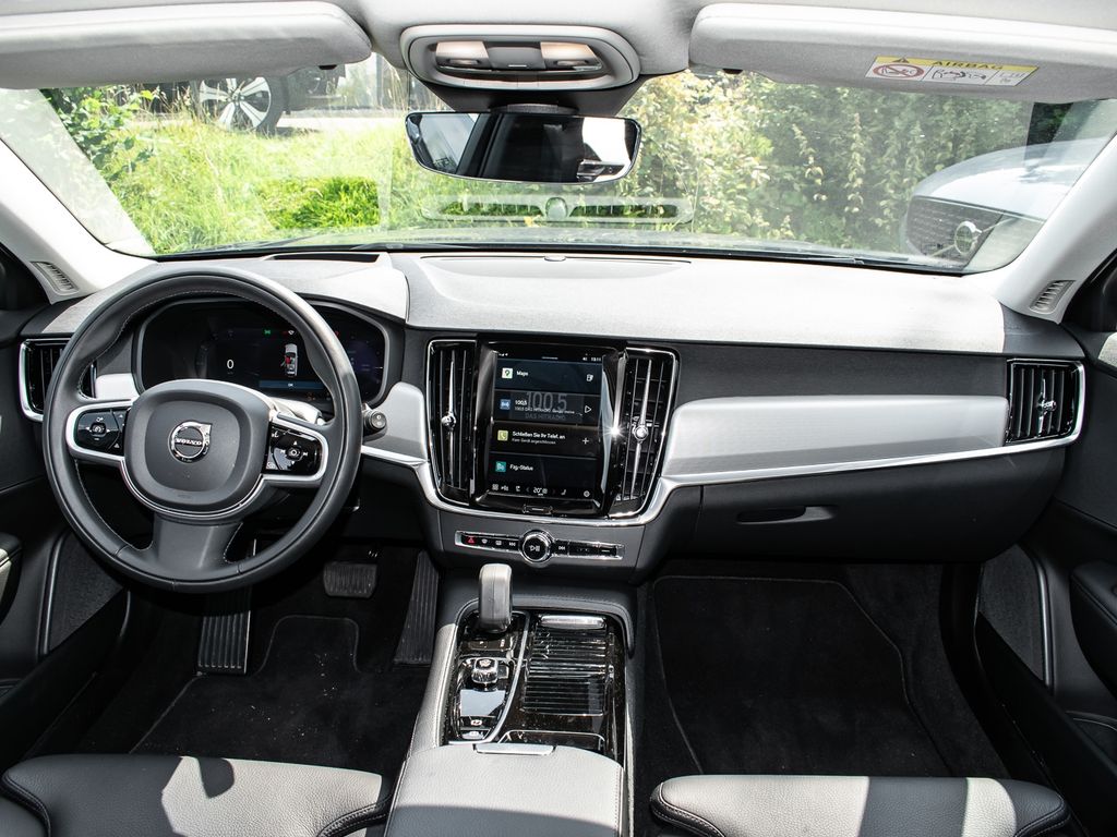 Volvo V90 2021