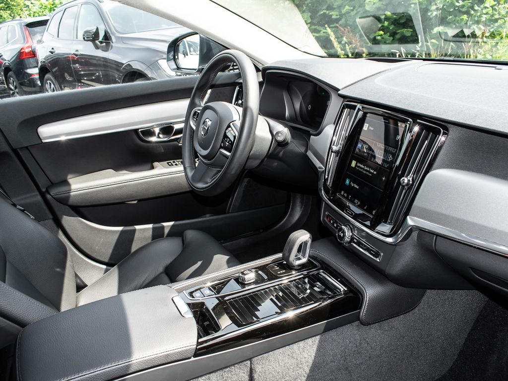 Volvo V90 2021
