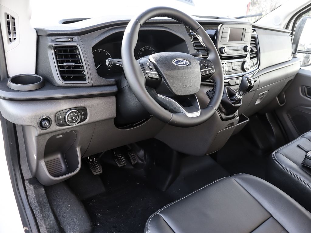 Ford Transit 2025