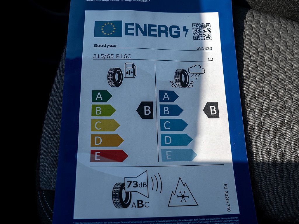 Volkswagen T7 Caravelle