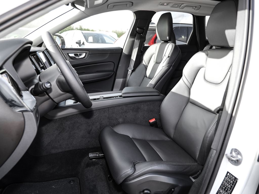 Volvo XC60 2023