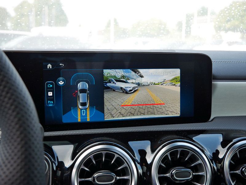 Mercedes-Benz CLA 200 2025