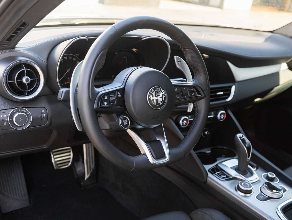 Alfa Romeo Giulia 2025