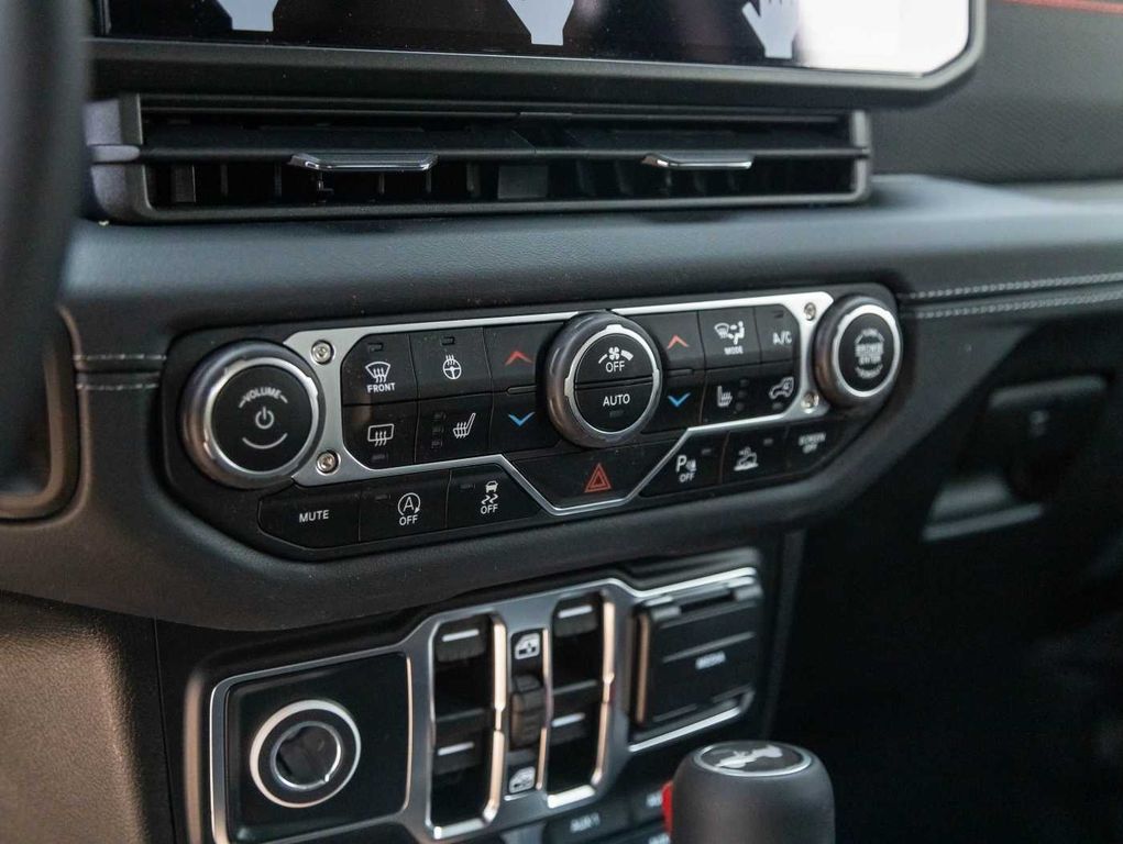 Jeep Wrangler 2025