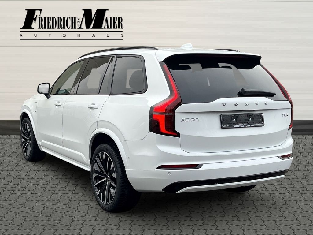 Volvo XC90 2025