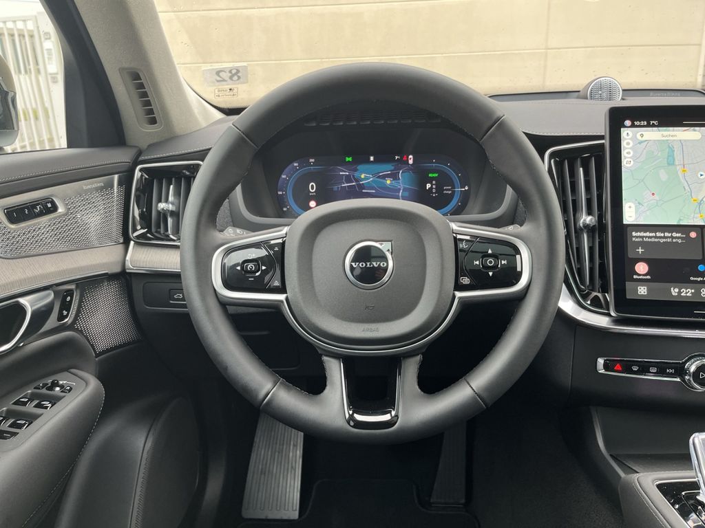 Volvo XC90 2025