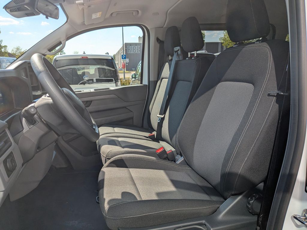 Volkswagen T7 Caravelle 2025