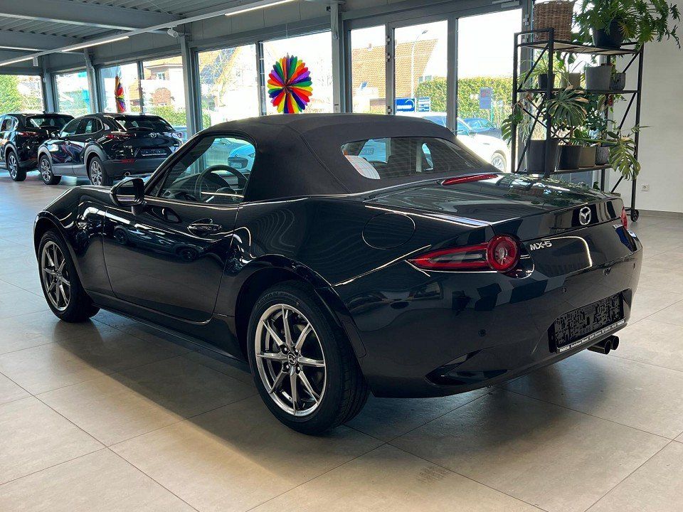 Mazda MX-5 2025