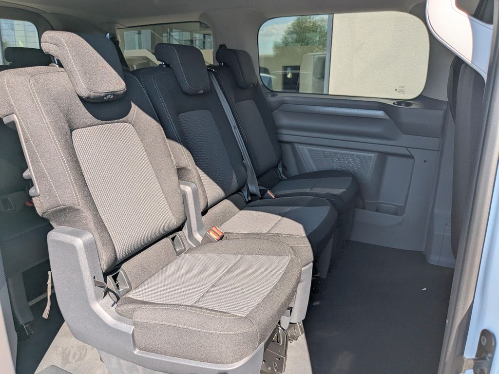 Volkswagen T7 Caravelle 2025
