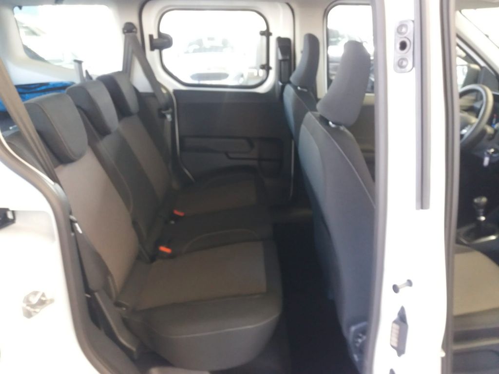 Ford Tourneo Courier 2024
